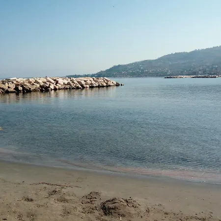 Casa Glicine Apartment Agropoli